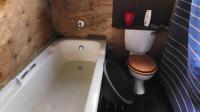 Bathroom 1 - 6 square meters of property in Bothas Hill 