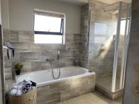 Main Bathroom of property in Midstream Estate