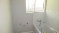 Bathroom 1 - 6 square meters of property in Rant-En-Dal