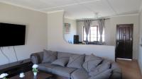 Lounges - 21 square meters of property in Prospecton