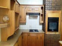 Kitchen - 25 square meters of property in Glenmarais (Glen Marais)