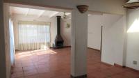 Dining Room - 22 square meters of property in Glenmarais (Glen Marais)