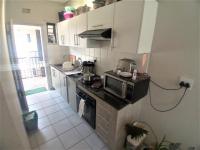 Kitchen - 6 square meters of property in Clubview