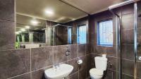 Main Bathroom - 5 square meters of property in Pomona