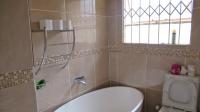 Bathroom 1 - 5 square meters of property in Cosmo City