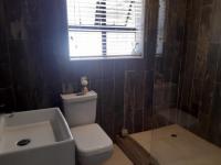 Bathroom 1 of property in Napierville