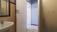 Bathroom 1 - 5 square meters of property in Karenpark