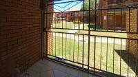 Patio - 7 square meters of property in Karenpark