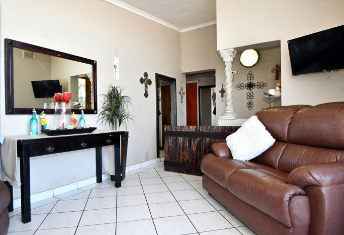 Houses For Sale in Parow North - MyRoof.co.za