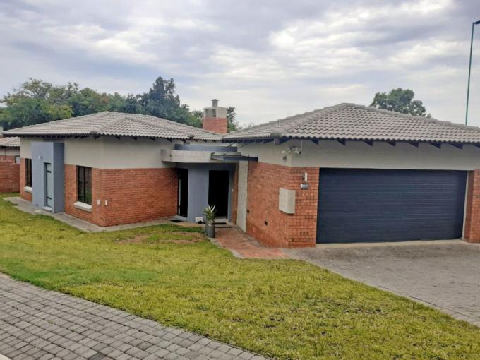 3 Bedroom House for Sale For Sale in Sonheuwel - MR549950