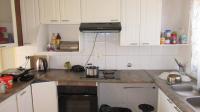 Kitchen - 10 square meters of property in Alberton