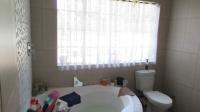 Bathroom 1 - 8 square meters of property in Witfield