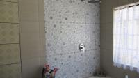 Bathroom 1 - 8 square meters of property in Witfield