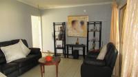 Lounges - 25 square meters of property in Witfield