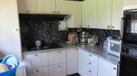 Kitchen - 11 square meters of property in Brackendowns