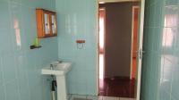 Bathroom 1 - 10 square meters of property in Brackendowns