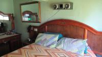 Bed Room 3 - 14 square meters of property in Brackendowns