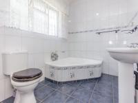 Bathroom 1 - 10 square meters of property in Brackendowns