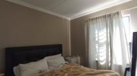 Bed Room 2 - 15 square meters of property in Amberfield