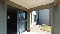 Patio - 7 square meters of property in Amberfield