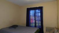 Bed Room 1 - 11 square meters of property in Sagewood