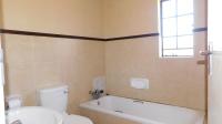 Bathroom 1 - 5 square meters of property in Sagewood