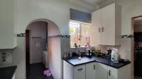 Kitchen - 11 square meters of property in Brackenhurst