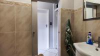 Bathroom 1 - 4 square meters of property in Brackenhurst