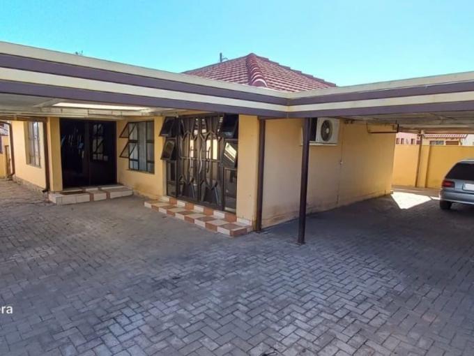 3 Bedroom House for Sale For Sale in Boitekong - MR551611