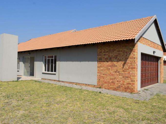 3 Bedroom House for Sale For Sale in Waterkloof (Rustenburg) - MR551635