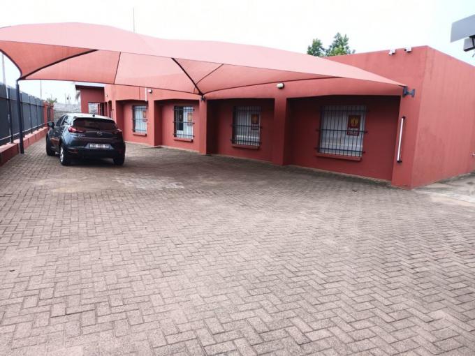 Commercial for Sale For Sale in Rustenburg - MR555769