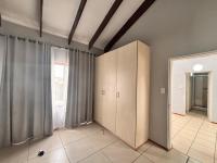 Bed Room 2 of property in Roodepoort