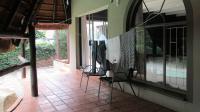 Patio - 32 square meters of property in Mulbarton