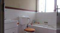 Bathroom 1 - 6 square meters of property in Mulbarton