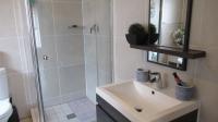 Bathroom 1 - 7 square meters of property in Westlake Eco-Estate