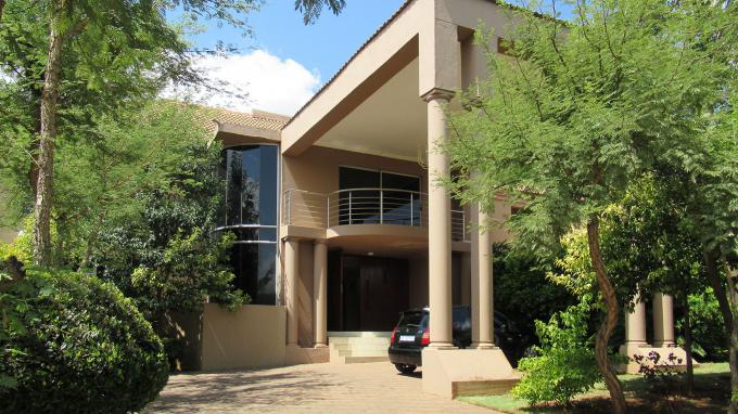 5 Bedroom with 5 Bathroom For Sale Gauteng