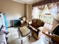 Lounges of property in Heidedal