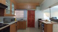 Kitchen - 11 square meters of property in Cullinan