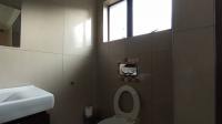 Bathroom 2 - 4 square meters of property in Blue Valley Golf Estate