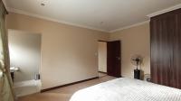 Bed Room 3 - 26 square meters of property in Blue Valley Golf Estate