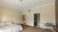 Bed Room 1 - 27 square meters of property in Blue Valley Golf Estate