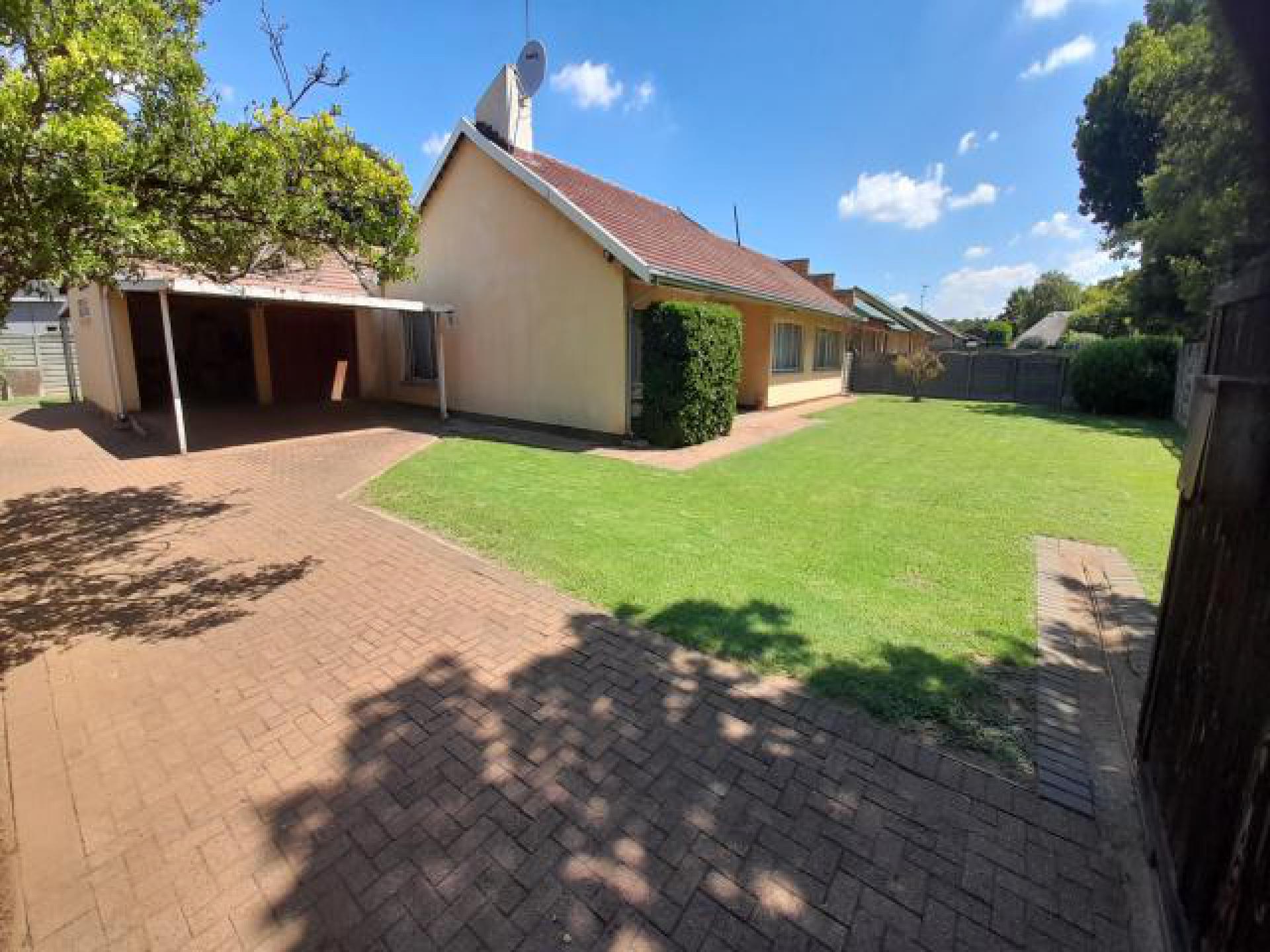 Front View of property in Impala Park