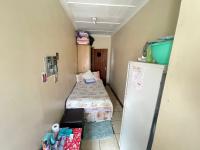 Bed Room 1 of property in Bloemfontein