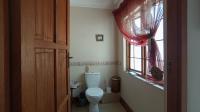 Main Bathroom - 18 square meters of property in The Wilds Estate