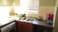 Kitchen - 16 square meters of property in Halfway Gardens