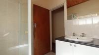 Bathroom 2 - 7 square meters of property in Pretoria Rural