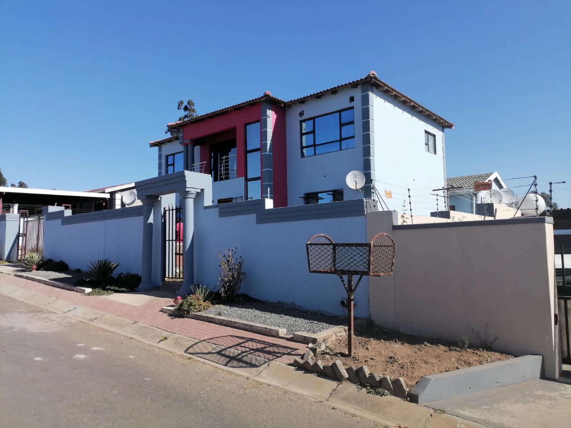 Front View of property in Umtata