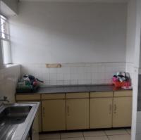 Kitchen of property in Sunnyside