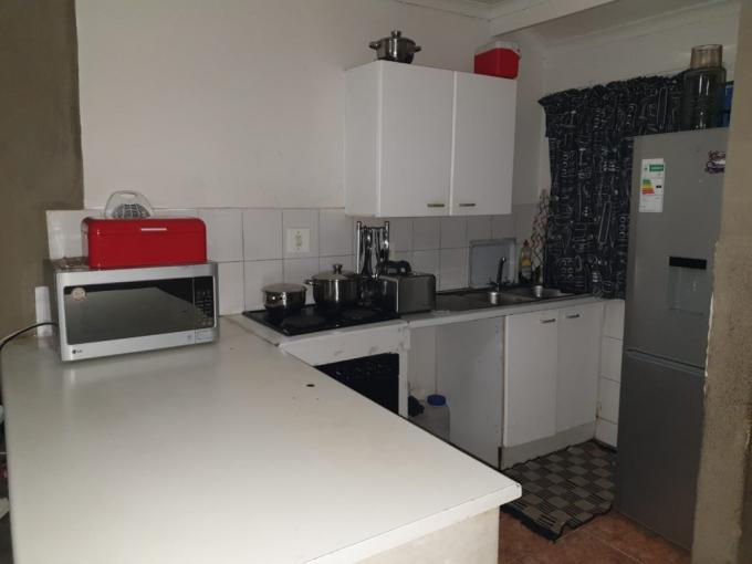 2 Bedroom Simplex to Rent in Philip Nel Park - Property to rent - MR561590