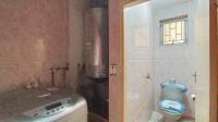 Guest Toilet - 2 square meters of property in Isipingo Beach